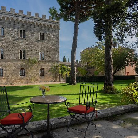 Borgo Pignano Tuscany Exterior photo