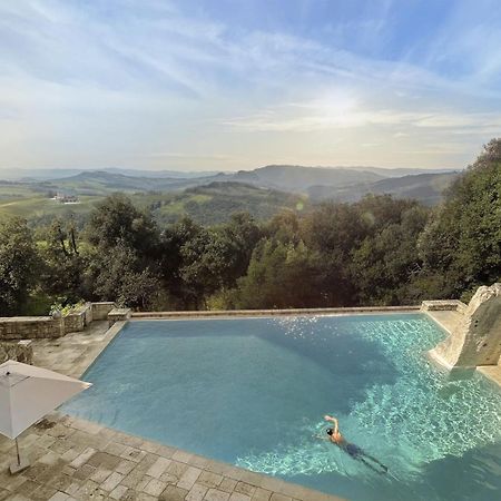 Borgo Pignano Tuscany Exterior photo