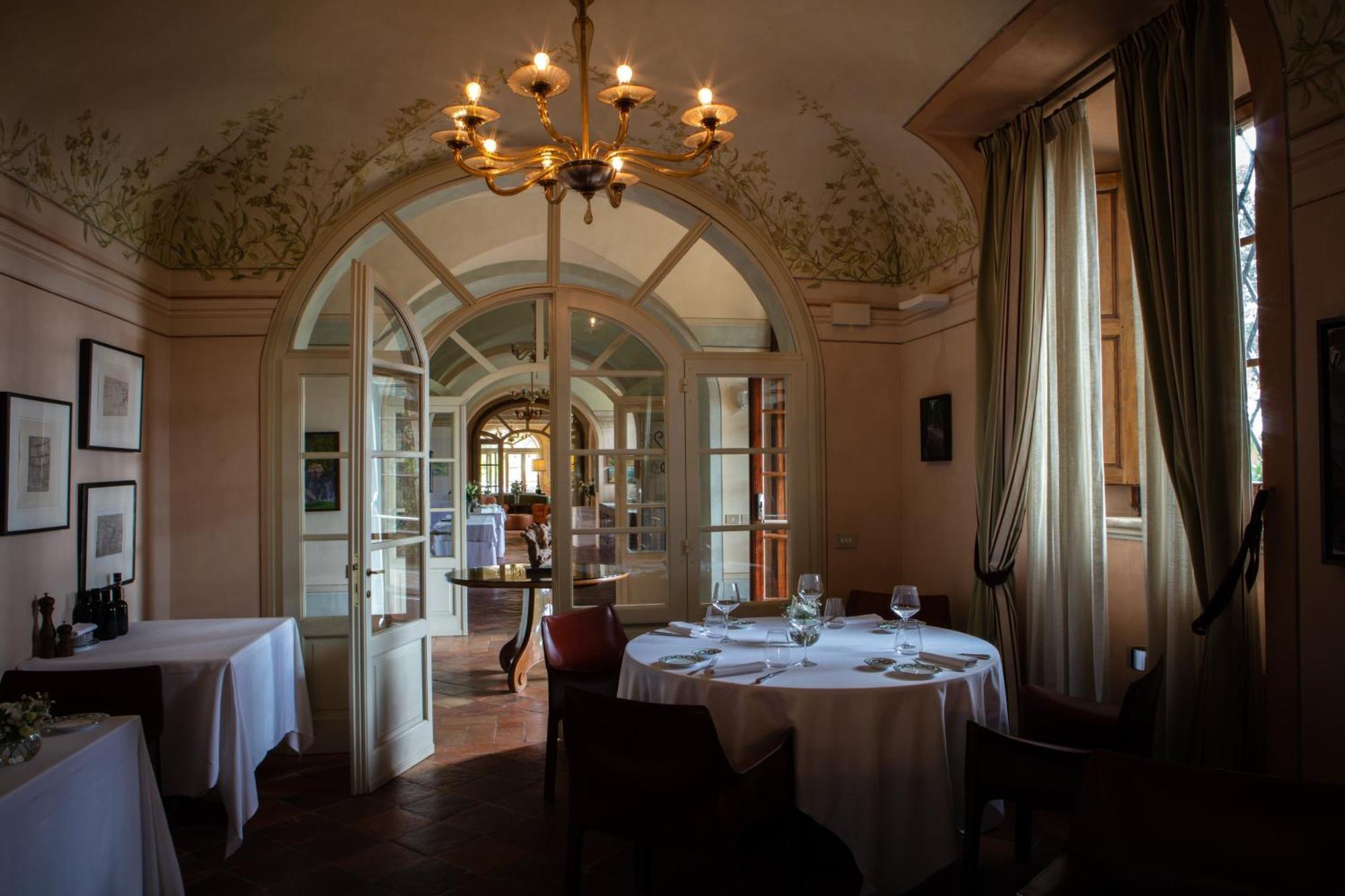 Borgo Pignano Tuscany Exterior photo