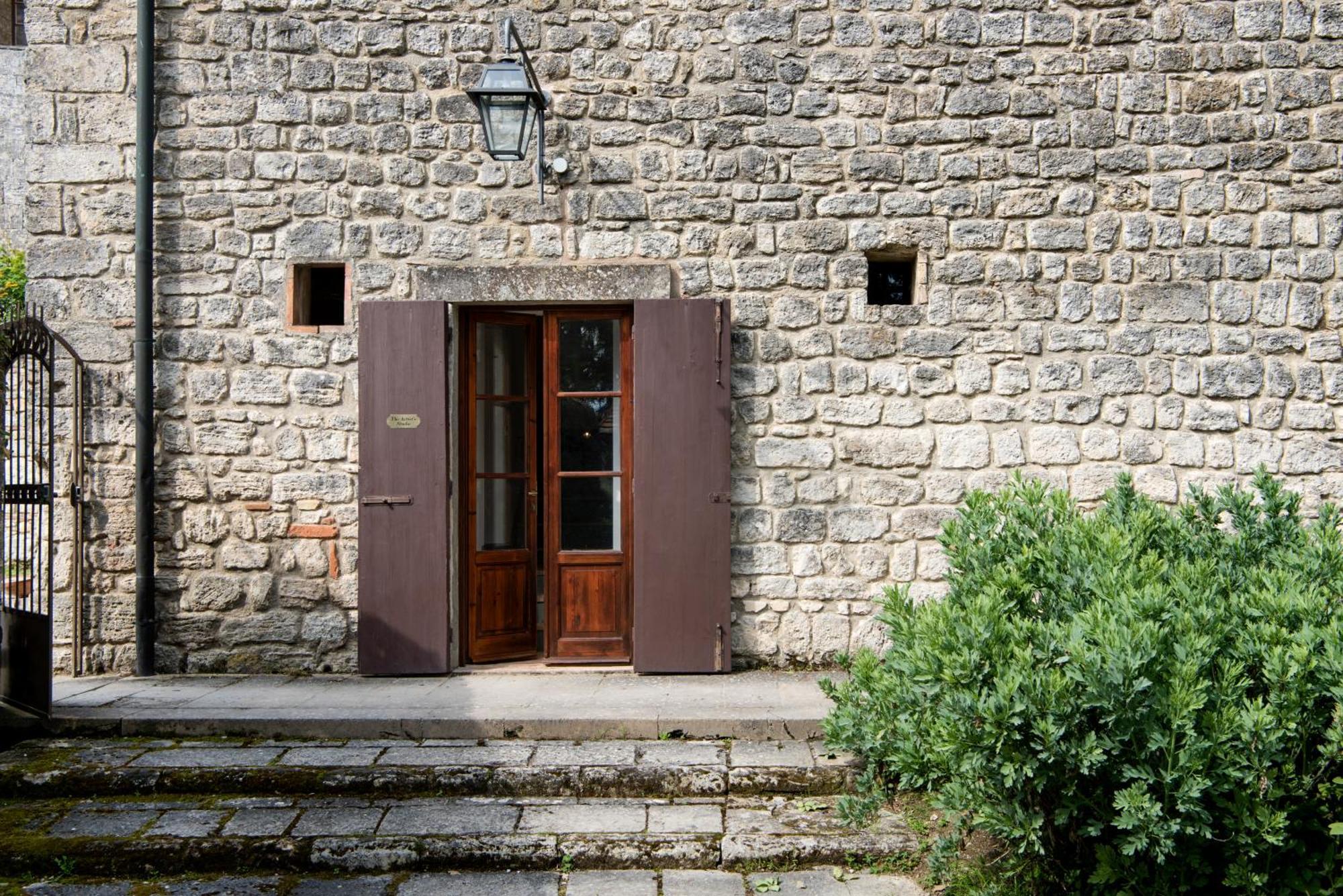 Borgo Pignano Tuscany Exterior photo