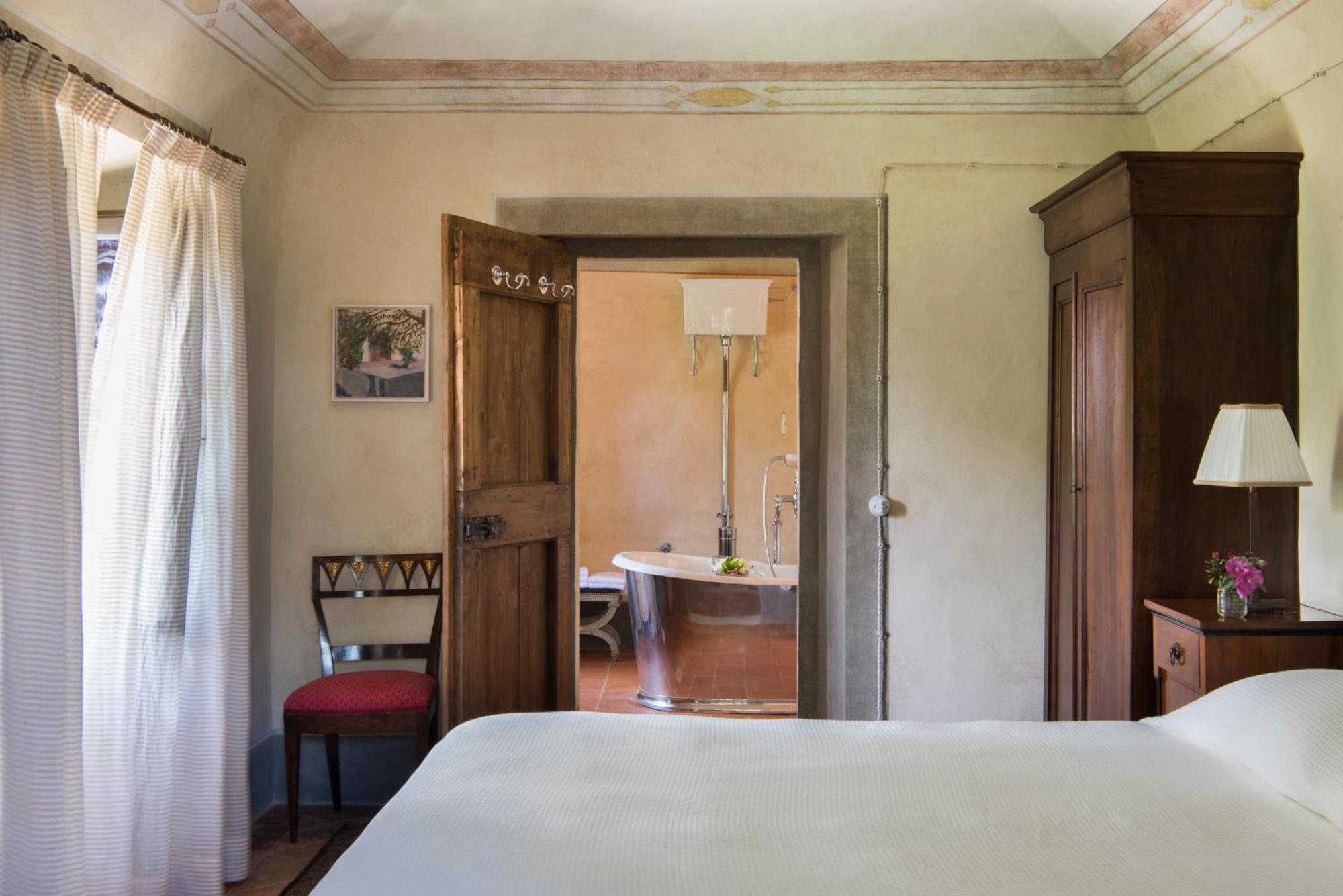 Borgo Pignano Tuscany Exterior photo