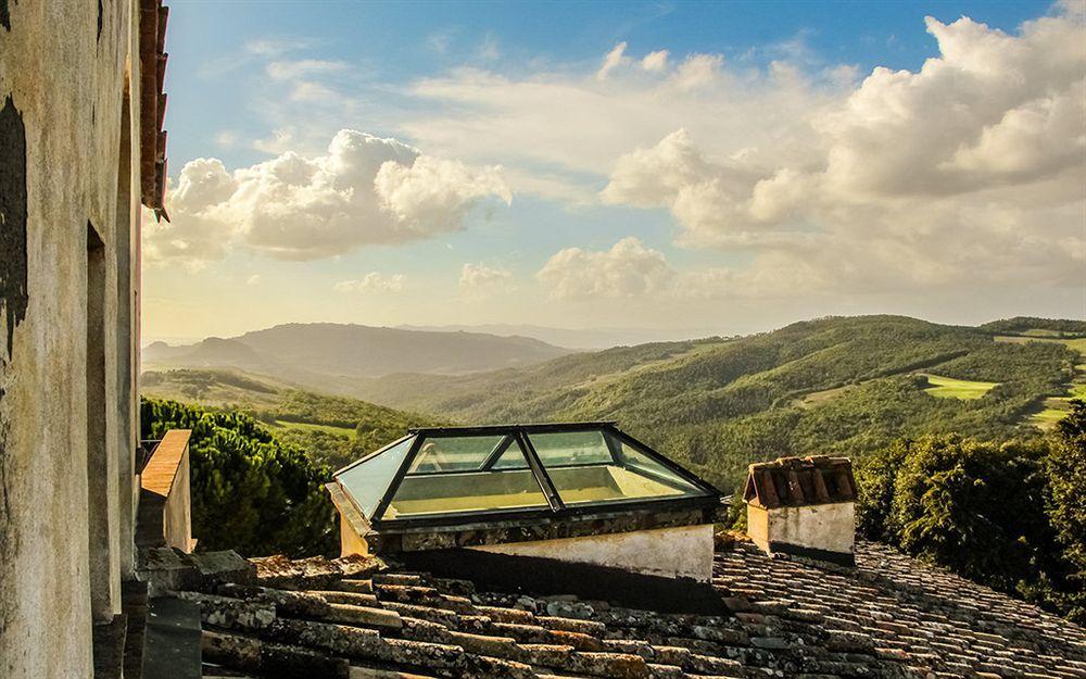 Borgo Pignano Tuscany Exterior photo