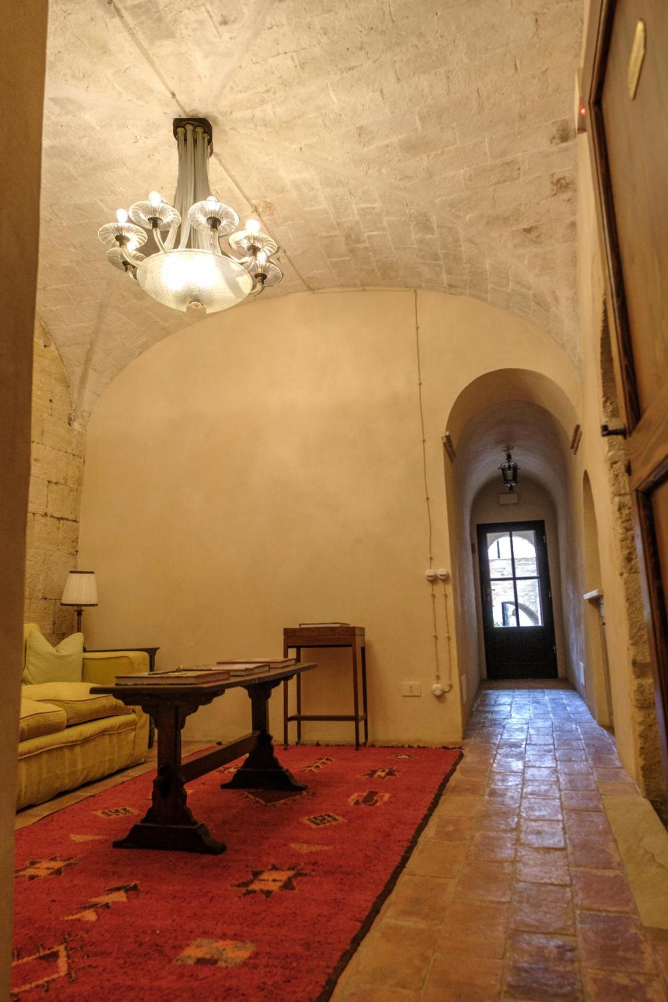 Borgo Pignano Tuscany Room photo
