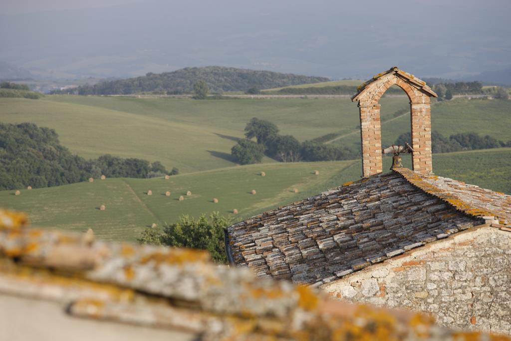 Borgo Pignano Tuscany Exterior photo