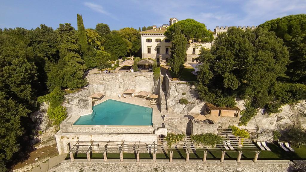 Borgo Pignano Tuscany Exterior photo